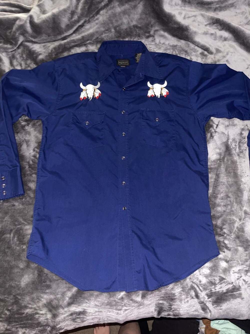 High Noon Blue Western Pearl Snap Shirt with Embroidered Bull Skulls Size Medium
